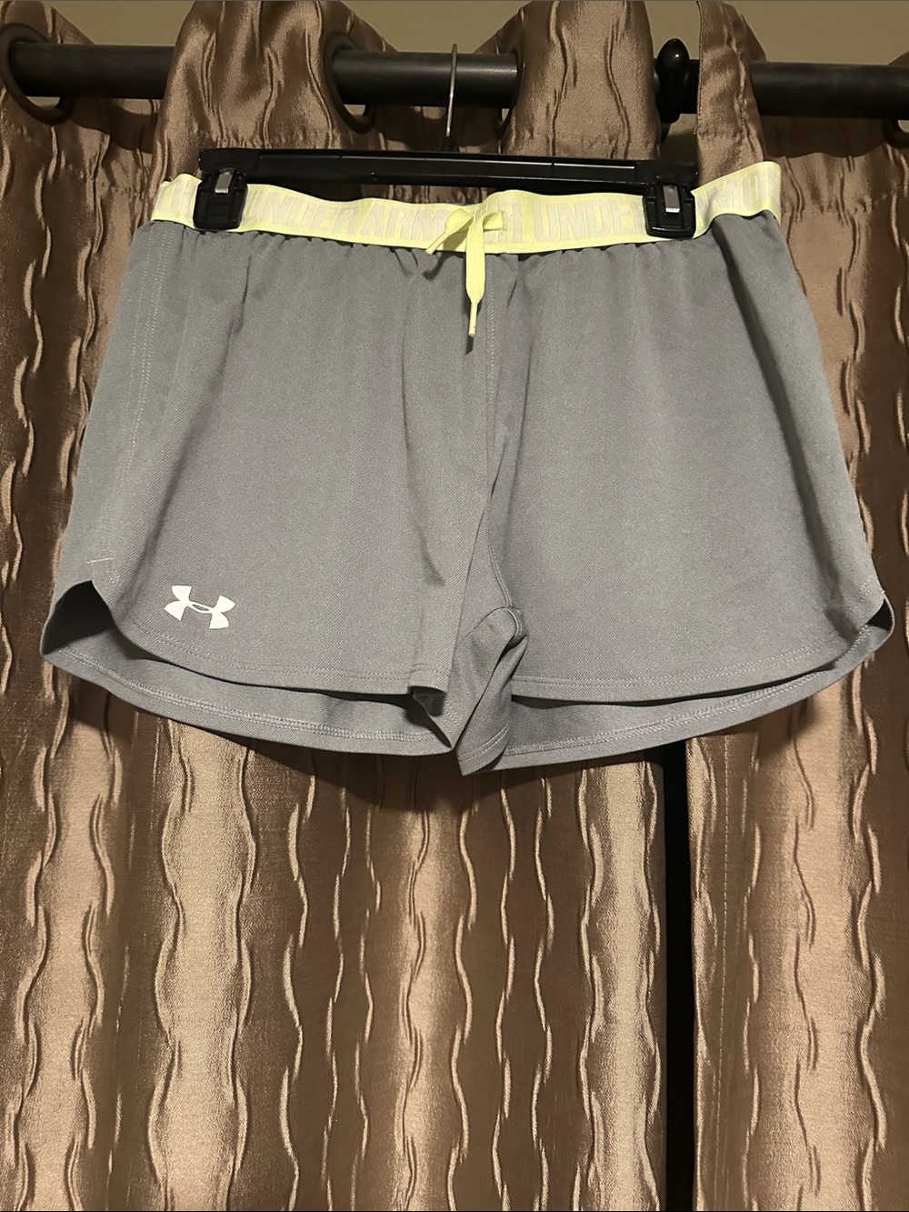 Under Armour Small shorts